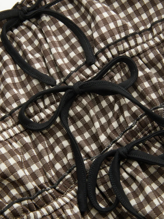 e80e982d2d1041129870fbca0483fe1d
