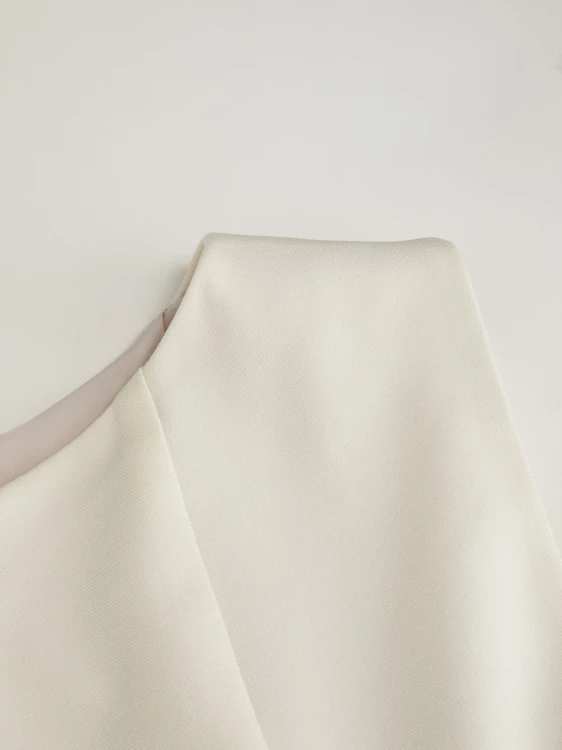 d6cb52fe736b2e24930233a873987d03